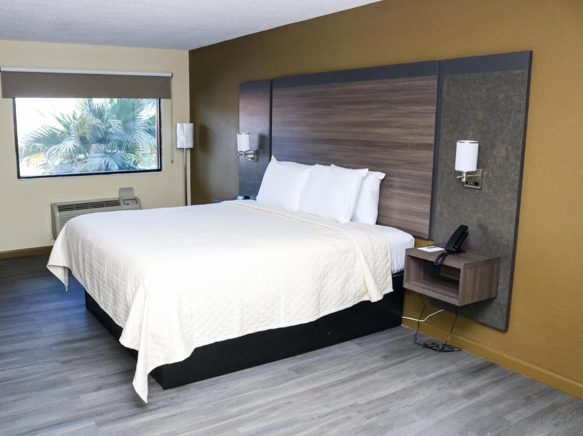 פניקס סיטי Rodeway Inn מראה חיצוני תמונה