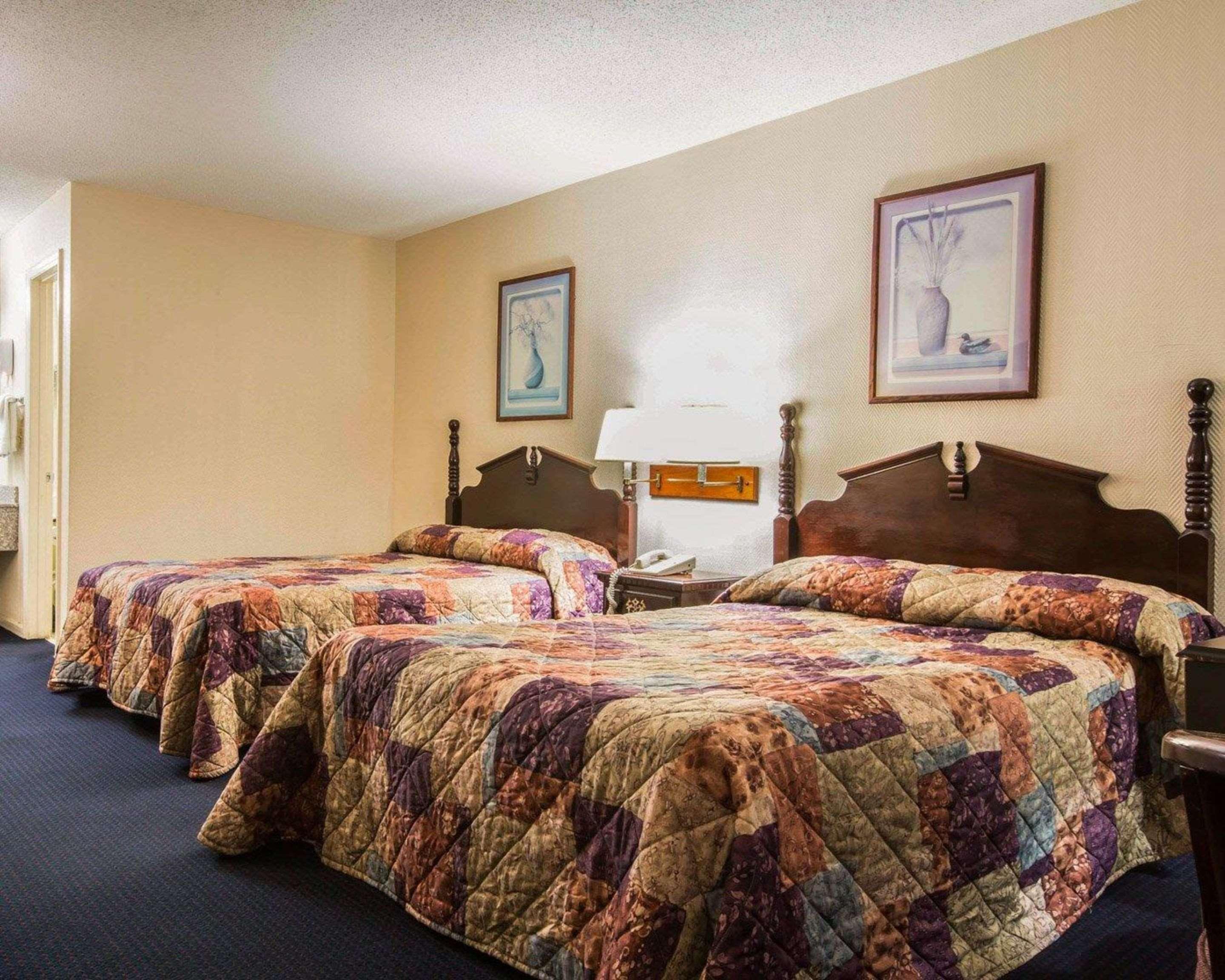 פניקס סיטי Rodeway Inn מראה חיצוני תמונה