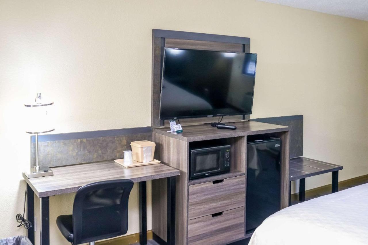 פניקס סיטי Rodeway Inn מראה חיצוני תמונה
